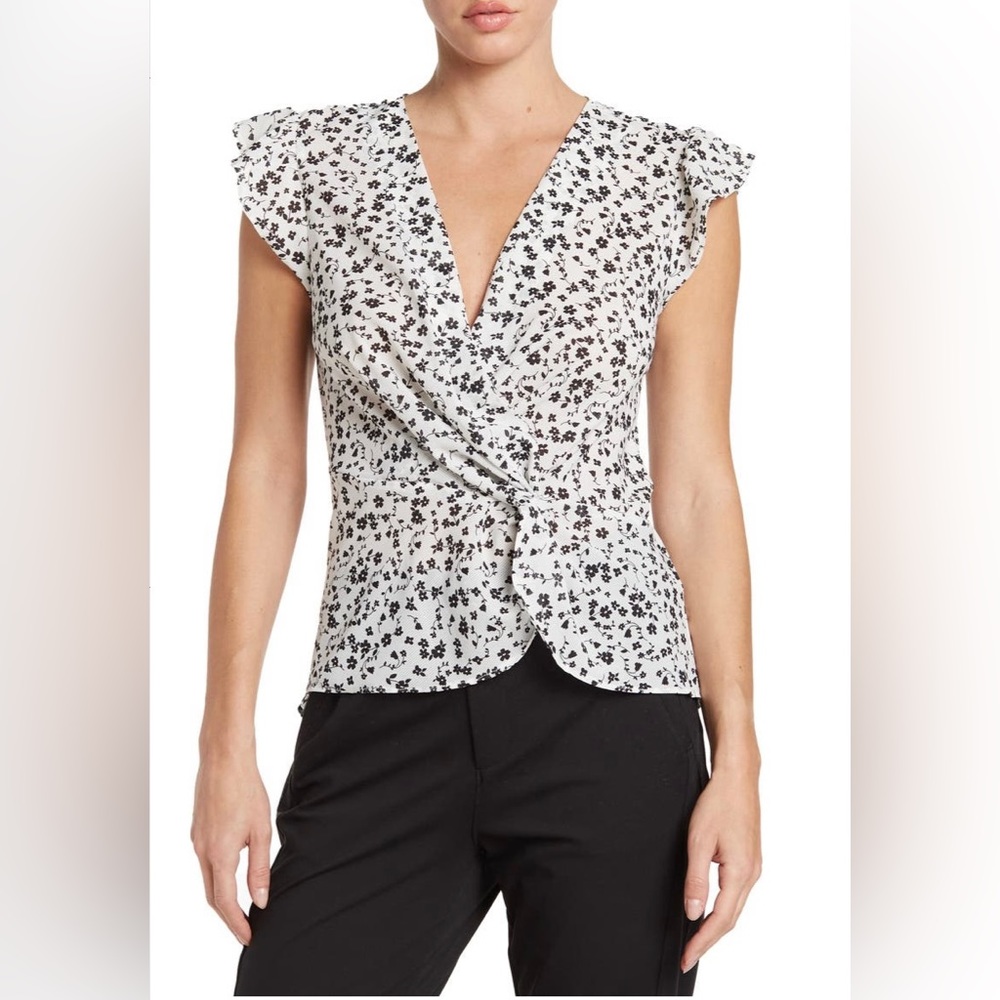 Laundry by Shelli Segal Short Sleeve Wrap Blouse | Medium, White & Black Floral